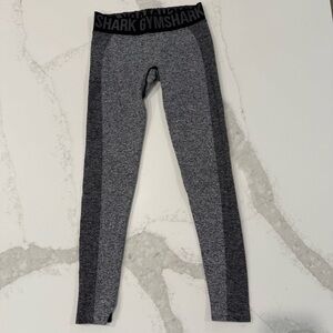 Gymshark Seamless Booty Boost Athletic Leggings Women’s XS Two Tone Gray Workout